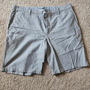 Izod Mens Flat Front Shorts Size 36 9.5" Inseam New